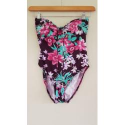 15. Nieuw badpak Orchid Berry van Cyell