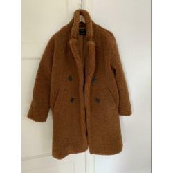 Prachtige teddy winterjas van Bershka maat S