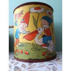 Oud spaarpotje Handbeschilderd. 6 cm Blikje kabouters. Blik