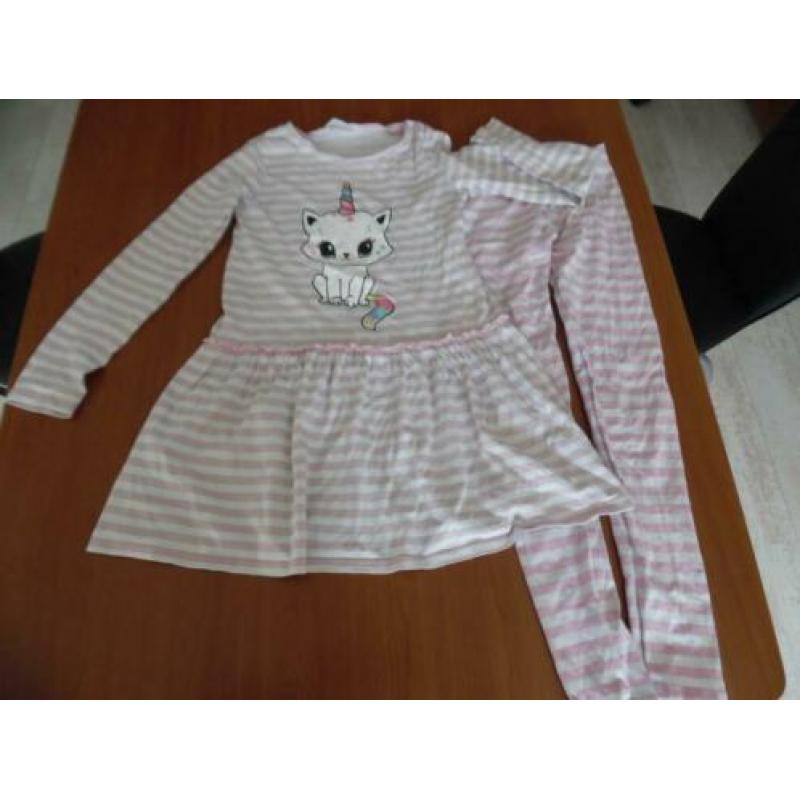 Jurkje met legging maat 134-140