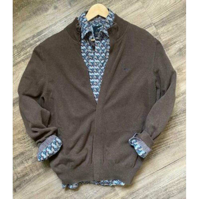 Mooi bruin vest Mc Gregor M met bijpassende blouse M