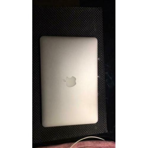 Macbook air late 2010 (11inch)