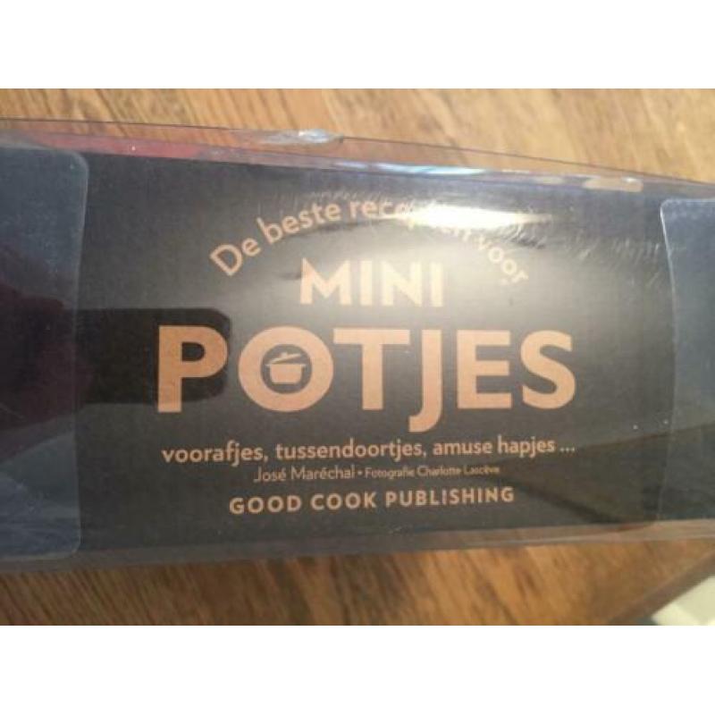 Set 6 stuks Mini-potjes / overschaaltjes (NIEUW in doos)