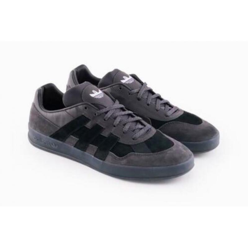 Adidas Aloha Super - 44 2/3- Heren/Dames Sneakers