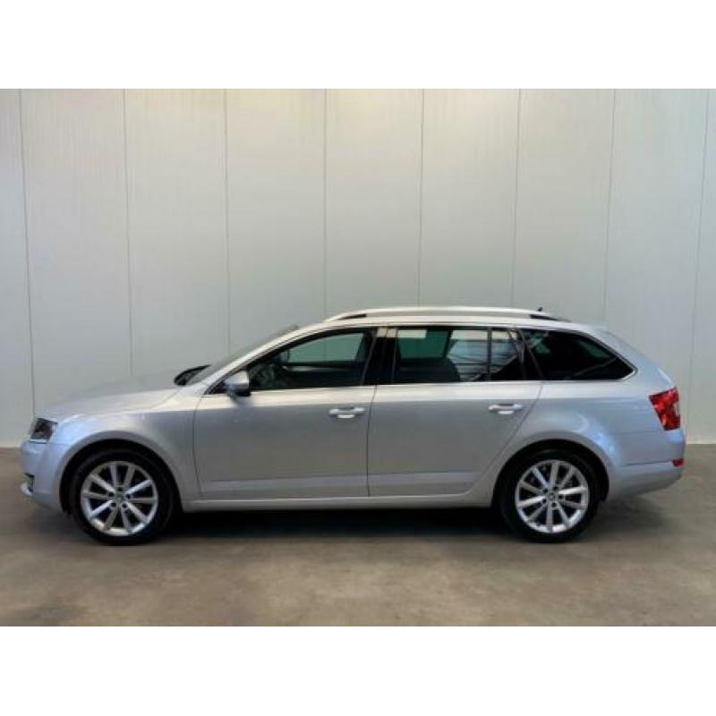 Skoda Octavia Combi 1.2 TSI Greentech Elegance Businessline