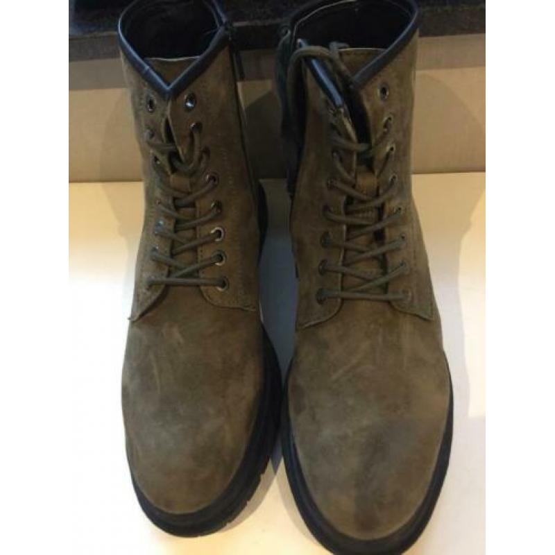 Schoenen maat 41