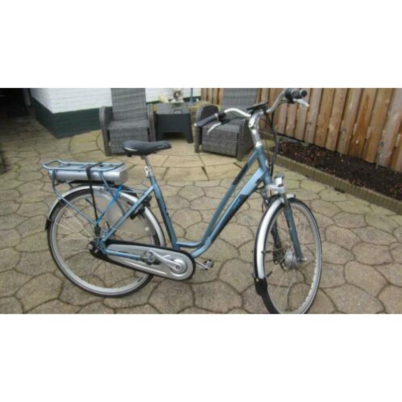 2 Amslod fietsen. de Carlton en Hamilton