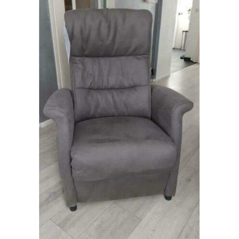 Sta op stoel / relaxfauteuil met ruim 60% korting