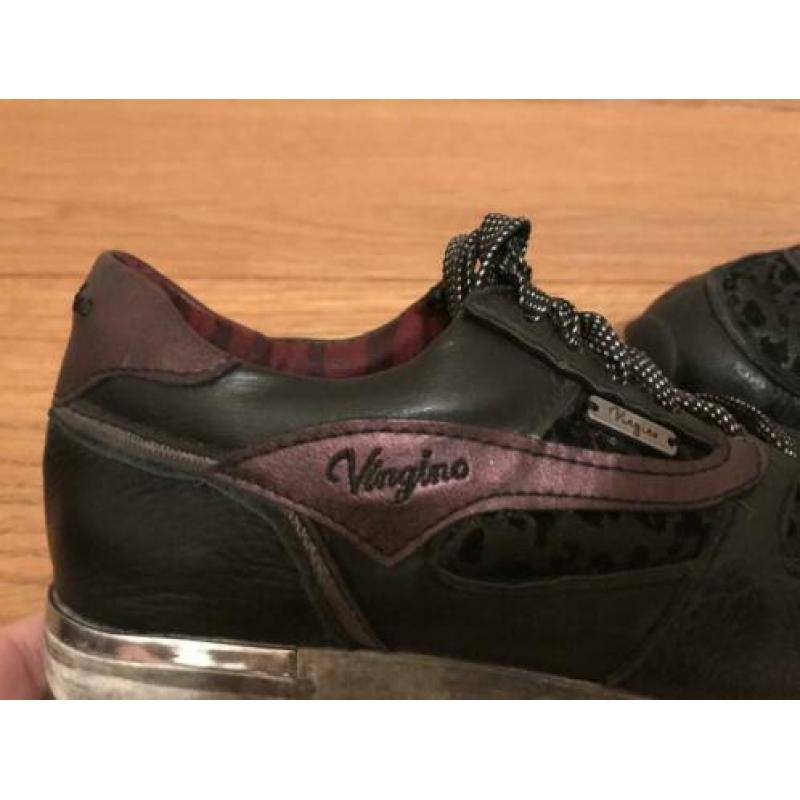 Leuke lederen meiden sneakers van Vingino mt 34