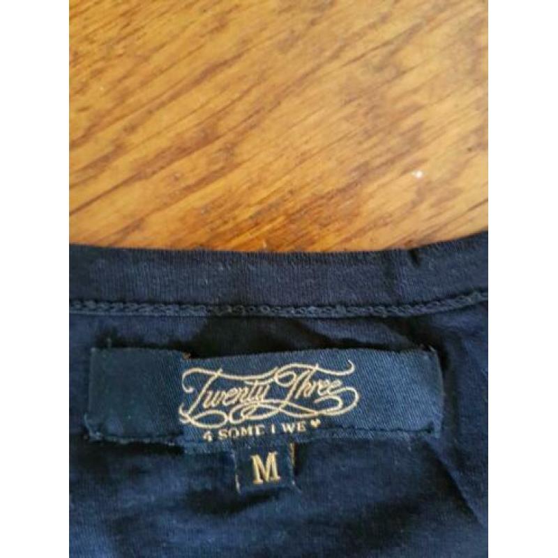 Twenty Three tshirt maat M