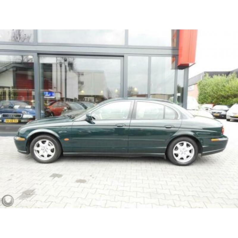 Jaguar S-type 3.0 V6 Executive
