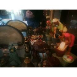 Aangeboden diverse beelden in glas /dieren enz..