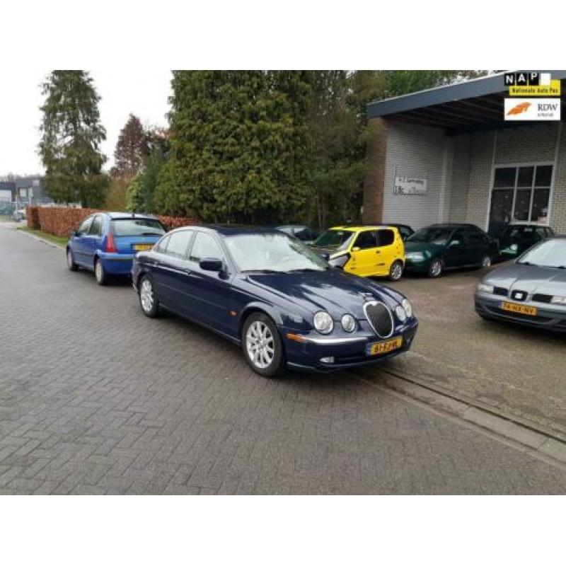 Jaguar S-type 4.0 V8 Limousine Automaat 8 Cilinder
