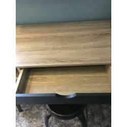 Bureau met kruk