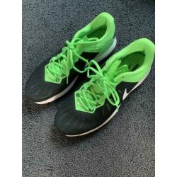 Nike sneakers en Asics hardloop schoenen