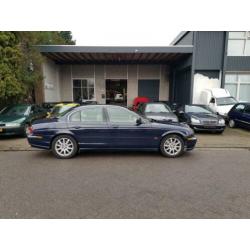 Jaguar S-type 4.0 V8 Limousine Automaat 8 Cilinder