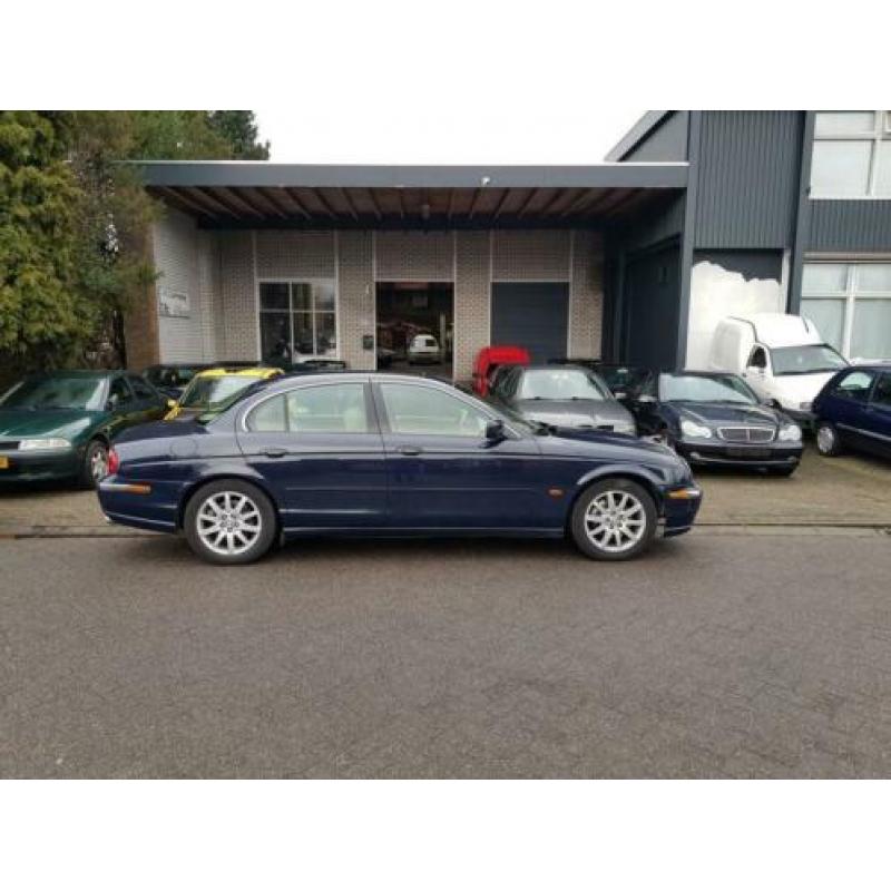 Jaguar S-type 4.0 V8 Limousine Automaat 8 Cilinder