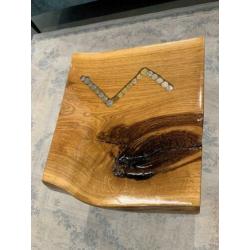 Bijzet tafel Eiken 45 x 42 cm Epoxy hars speciaal HK Design