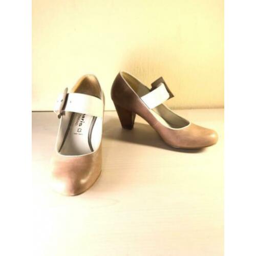 SCA1 Tamaris Leren Pumps met Bandje 39 Taupe Dansschoen Wit
