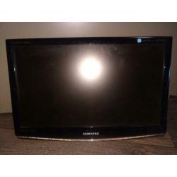 2x Samsung televisie's.. waarvan 1 evt met muurbeugel incl.