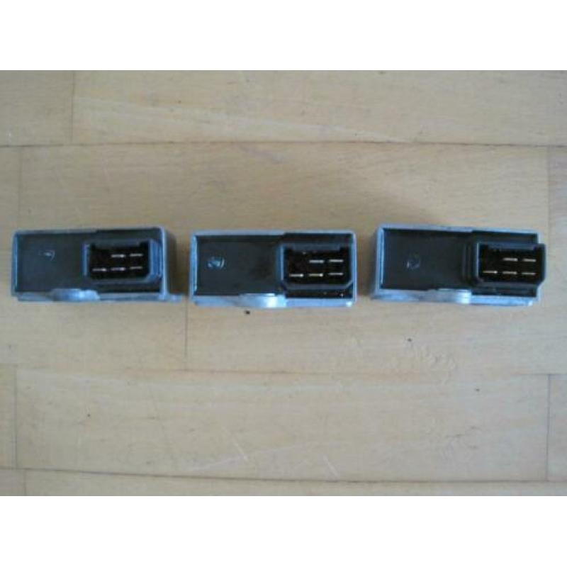 3x Bosch 1217280042 ontstekingskastjes Laverda CDI