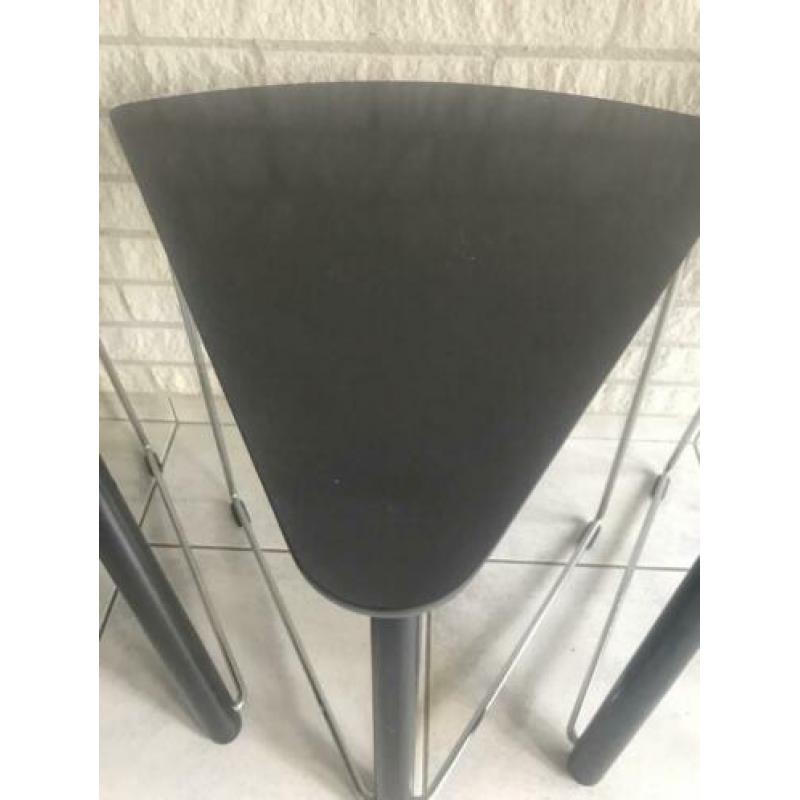 Thonet design set (twee stoelen + tafeltje)