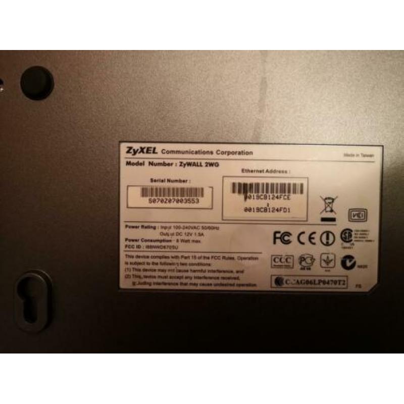 Zyxel Zywall 2WG Isa router, switch, VPN, firewall