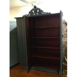 Vintage kast, brocante kledingkast, oude linnenkast VdlM