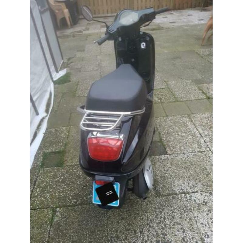 Te koop thurbo snorscooter bj 2011