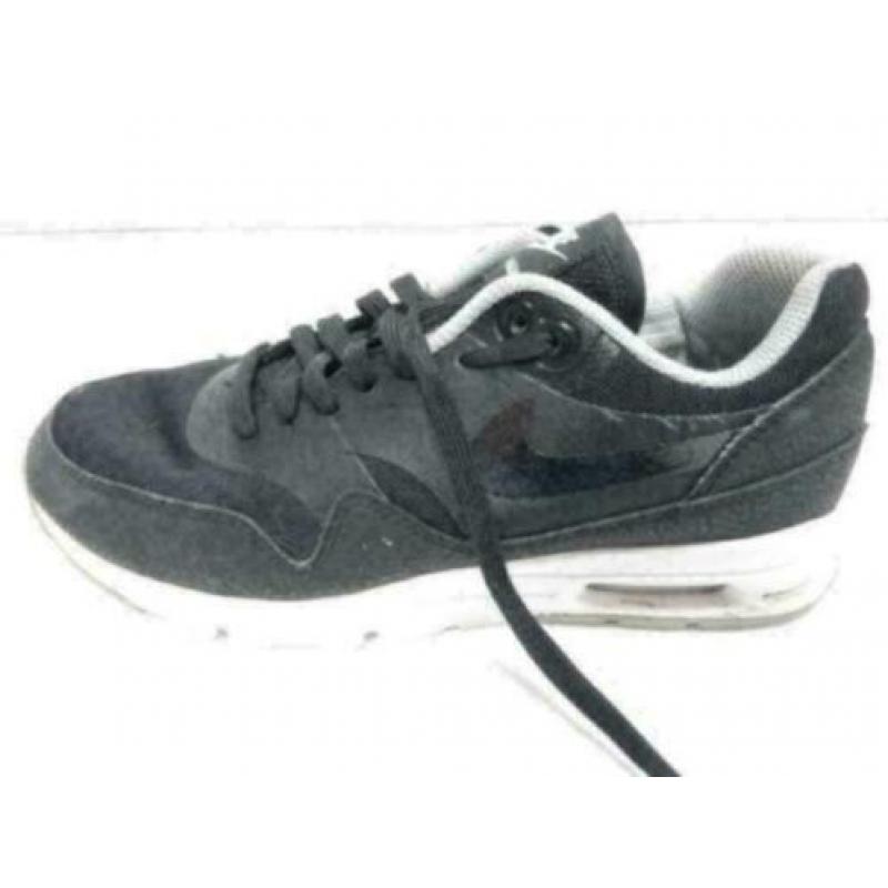 Nike air max maat 37,5 (23,5cm)