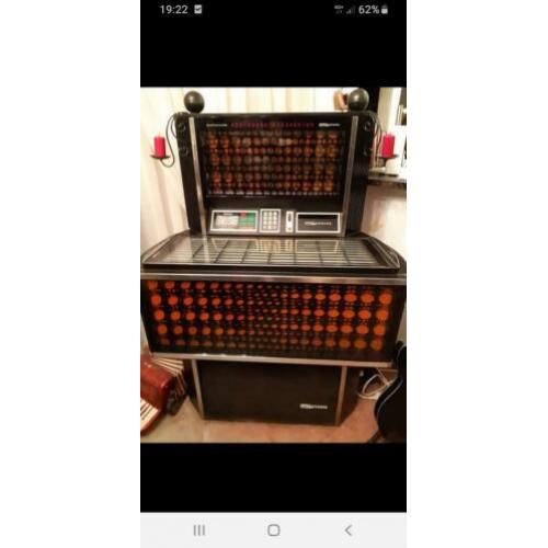 Seeburg Jukebox Werkt na behoren is helemaal nagekeken