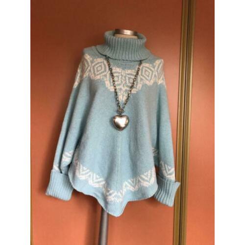 Human Nature poncho trui blauw 1 maat Nieuwstaat??mooi??