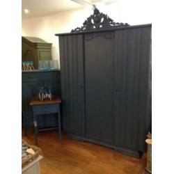 Vintage kast, brocante kledingkast, oude linnenkast VdlM