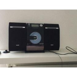 v PHILIPS moderne micromuziek systeem v MP3/WMA-CD en USB