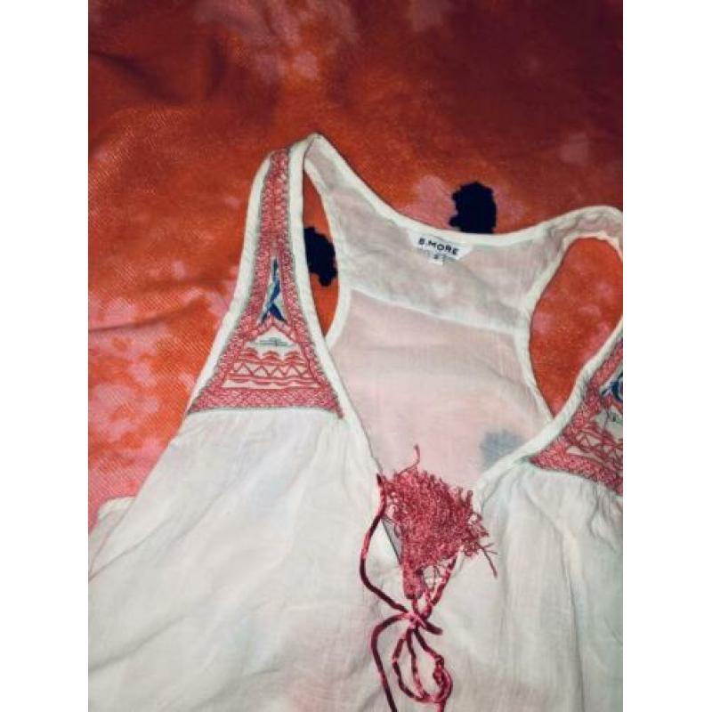 Hippie blouse. Maat M. Wit met Roze. ZGAN