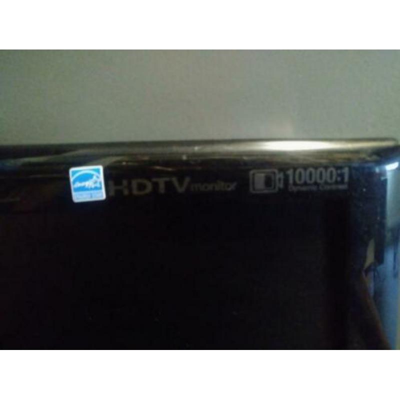 2x Samsung televisie's.. waarvan 1 evt met muurbeugel incl.