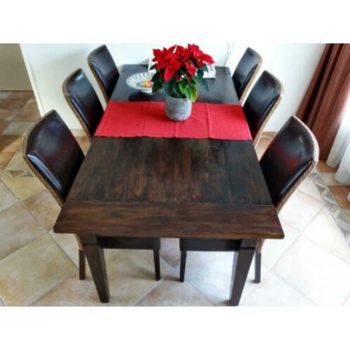 Eettafel met 6 stoelen