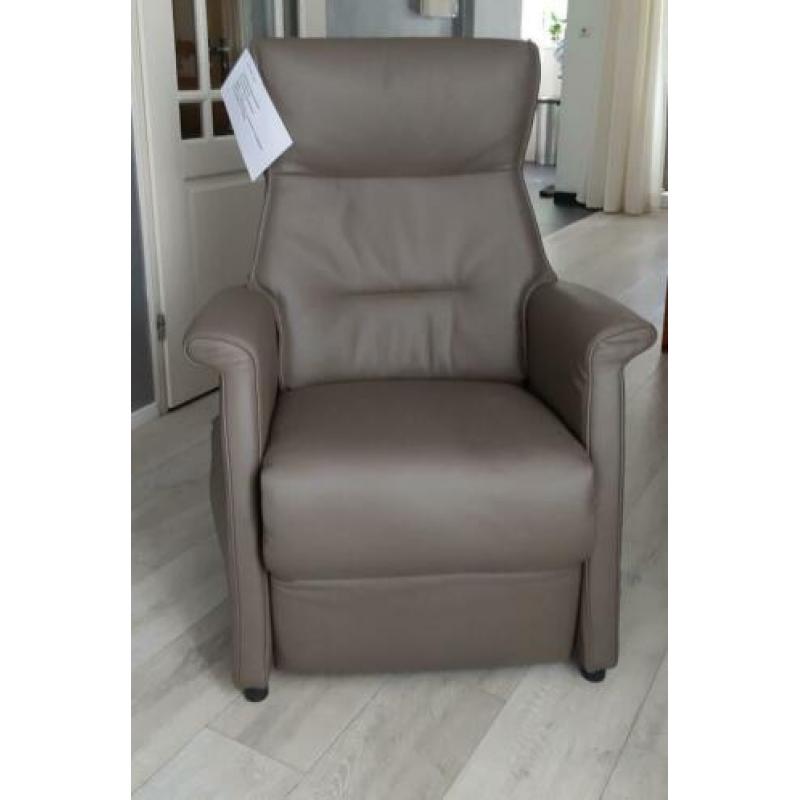 Sta op stoel / relaxfauteuil met ruim 60% korting