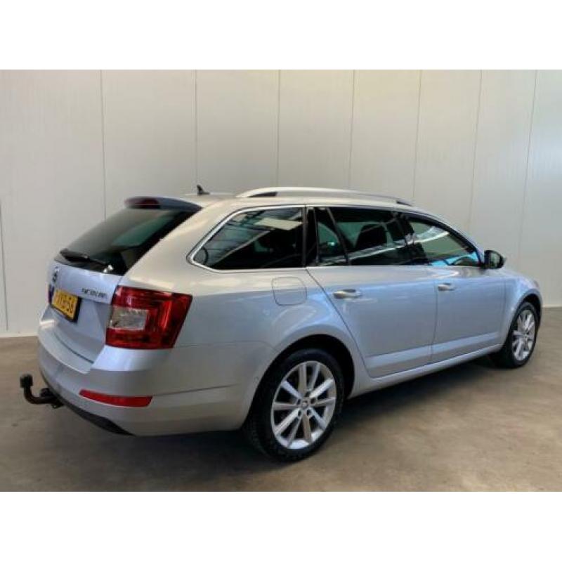 Skoda Octavia Combi 1.2 TSI Greentech Elegance Businessline