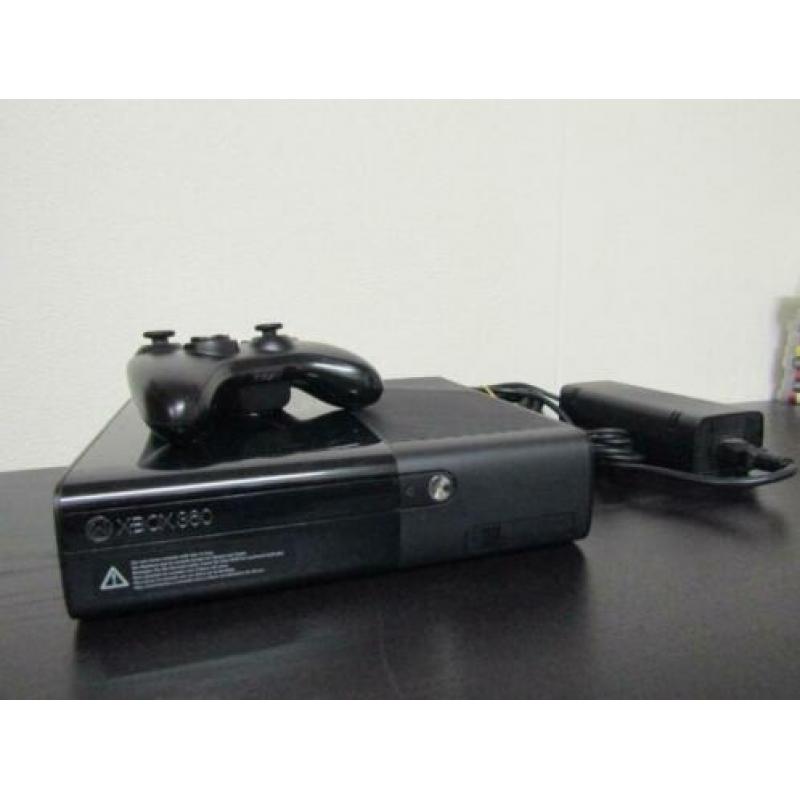 Xbox 360 new slim 4 GB