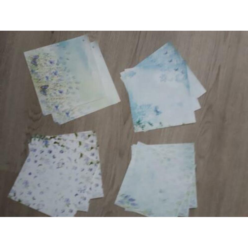 12 Scrapbook vellen 15x15cm Marjolein Bastin