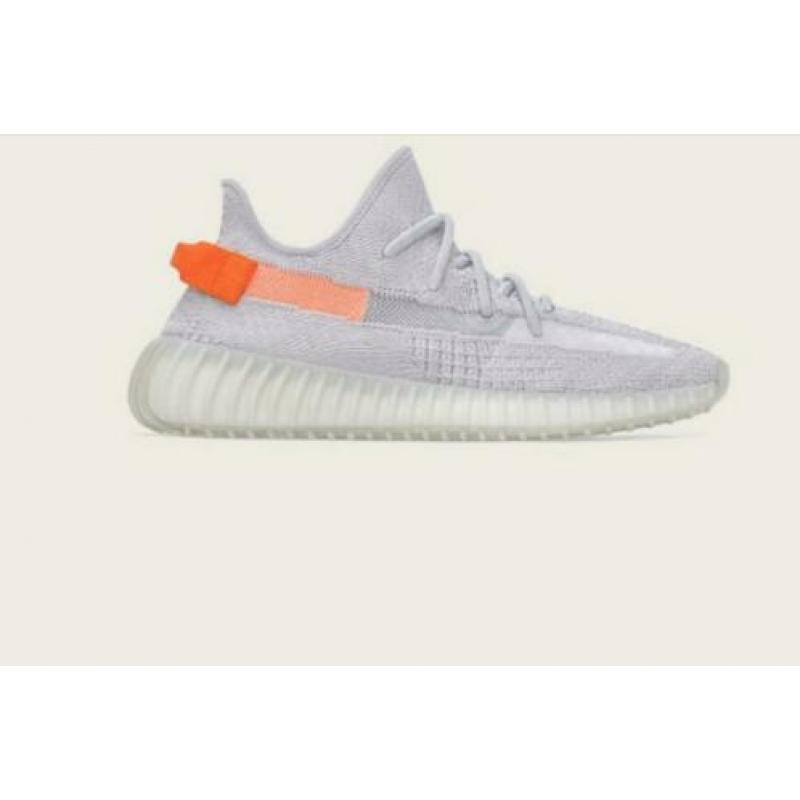 Yeezy 350 v2 Tail Light 42 2/3