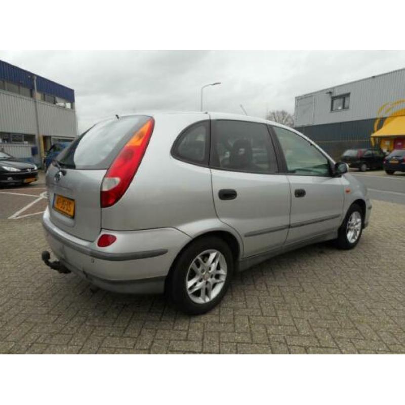 Nissan Almera Tino NISSAN ALMERA TINO; 2.0 AUT AUTOMAAT