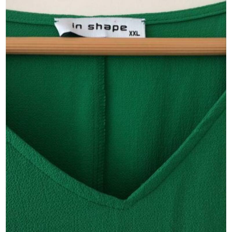 Prachtige nieuwe groene tuniek van In Shape. Maat XXL.