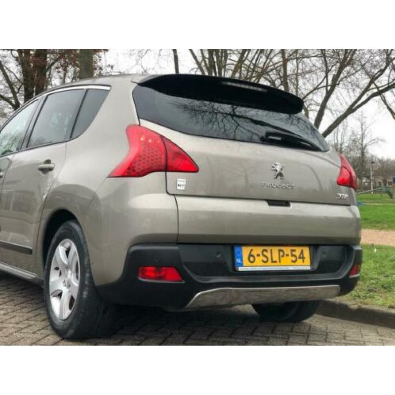 Peugeot 3008 2.0 HDiF HYbrid4 B.L