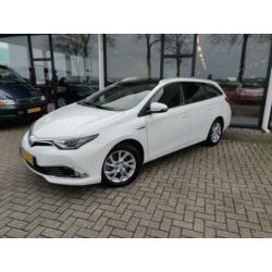 Toyota Auris Touring Sports 1.8 Hybrid Lease pro / Navi / Cl