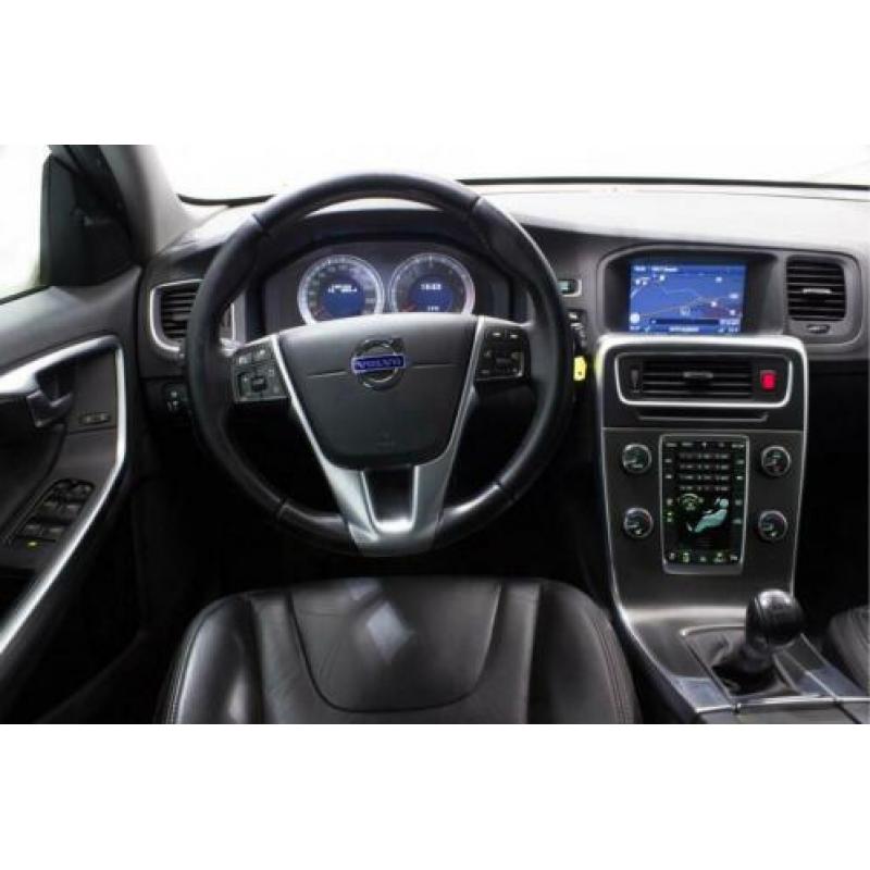 Volvo V60 D3 Summum Xenium Intellisafe Navigatie Leder Afn.T