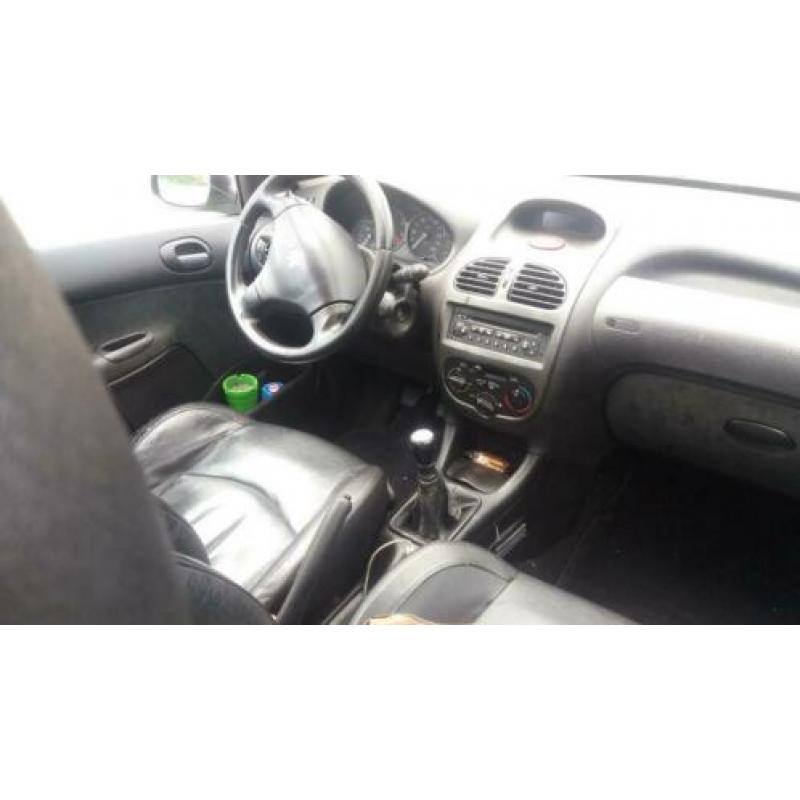 Peugot 206 1,6 16 V XS apk tot 8-10-2020