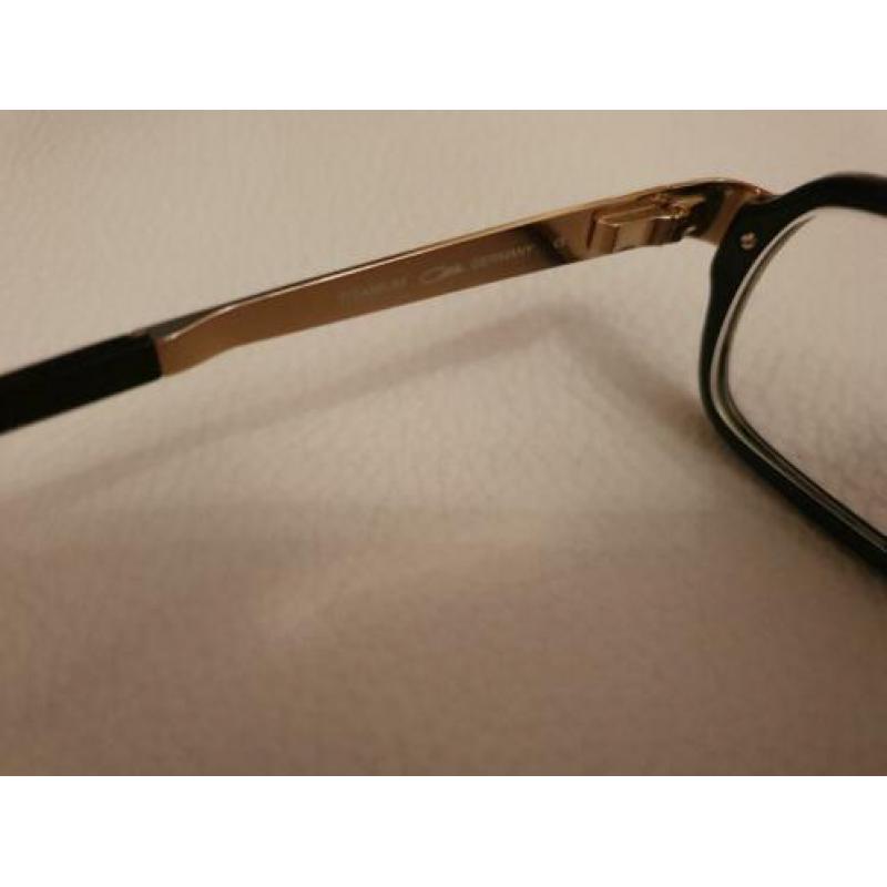 Originele Cazal zwart/goud met titanium delen