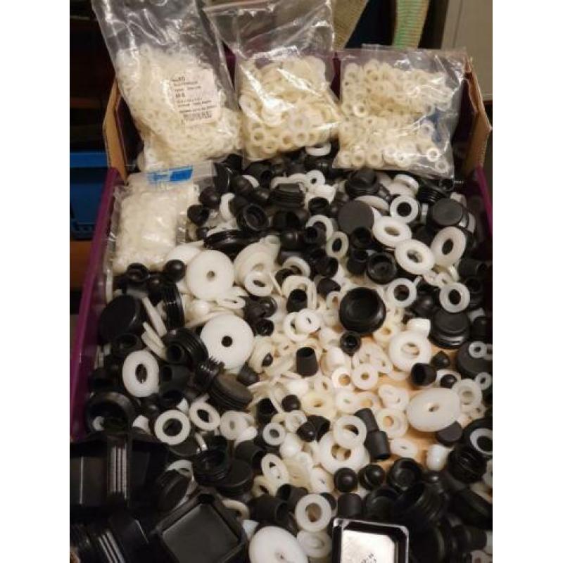 Partij nylon sluitringen doppen CARROSSERIERING